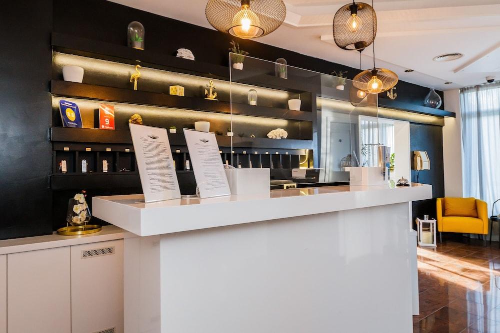 Hotel Villa Zarko Kaštel Stari Dış mekan fotoğraf